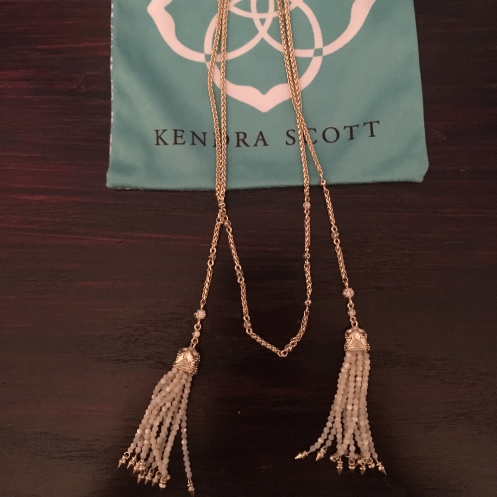 Monique Lariat Necklace In Ivory Pearl